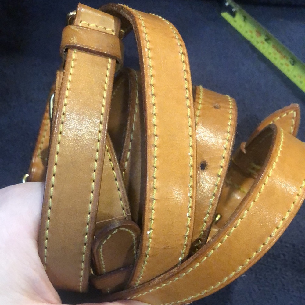 LOUIS VUITTON Vachetta Replacement Shoulder Strap with Clips and Shoulder Pad